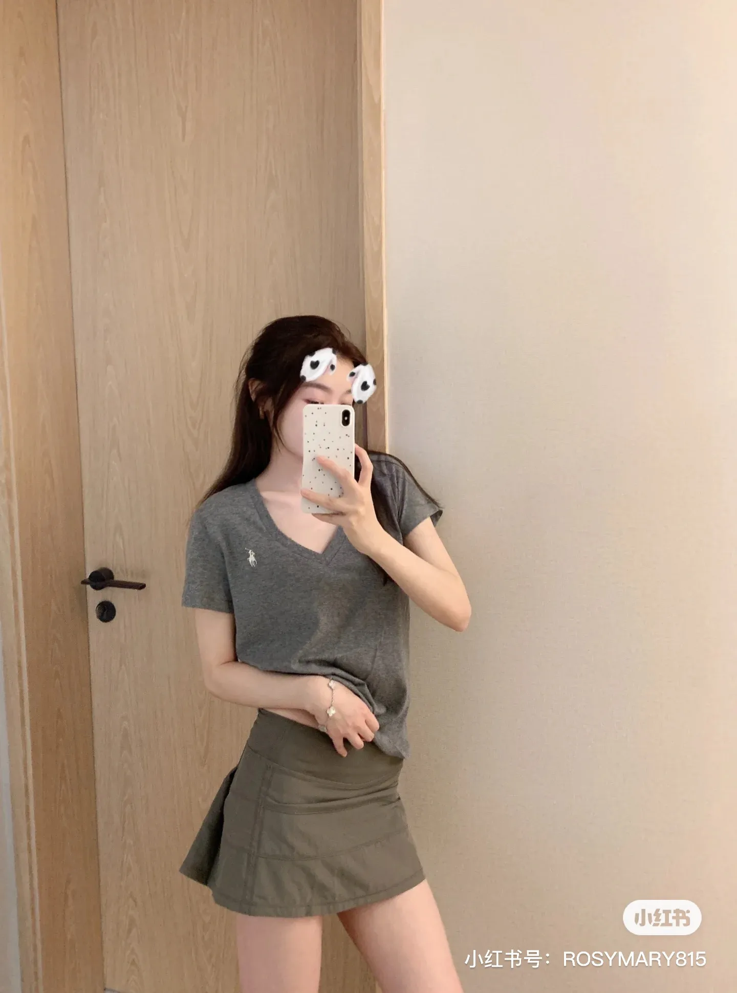 🅿️130 L13#Ralph Lauren•V-neck pony embroidered short-sleeved T-shirt ✅✅✅Ready stock Quality guaranteed Feel free to compare Size: XS S M L Color: White Black Purple Navy Blue Army Green Pink Gray Rose Red Grass Green Bright Red Yellow Light Blue